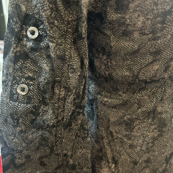 Miley Cyrus Max Azria Blouse - Picture 4 of 7